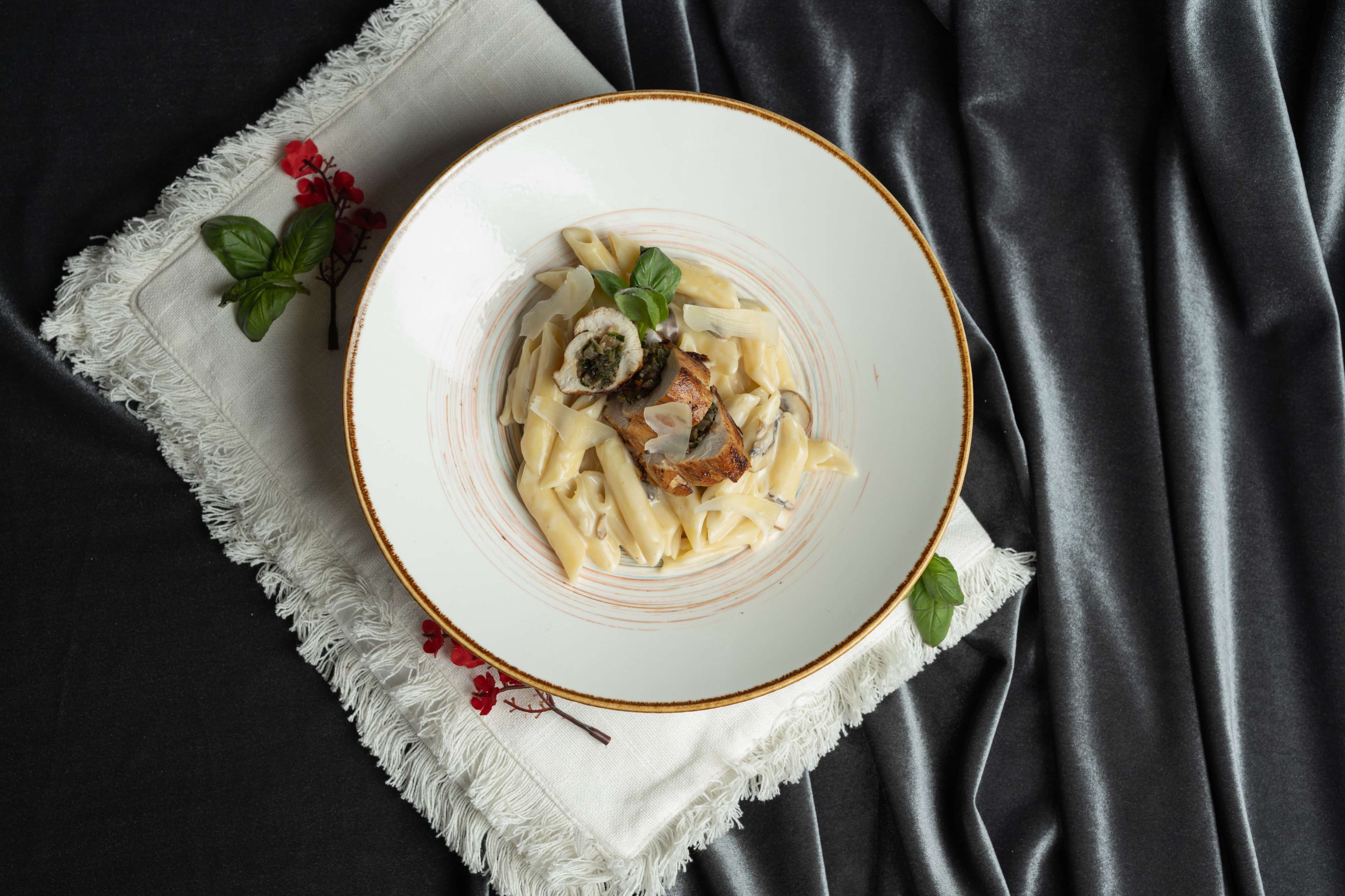 Penne Alfredo Classico